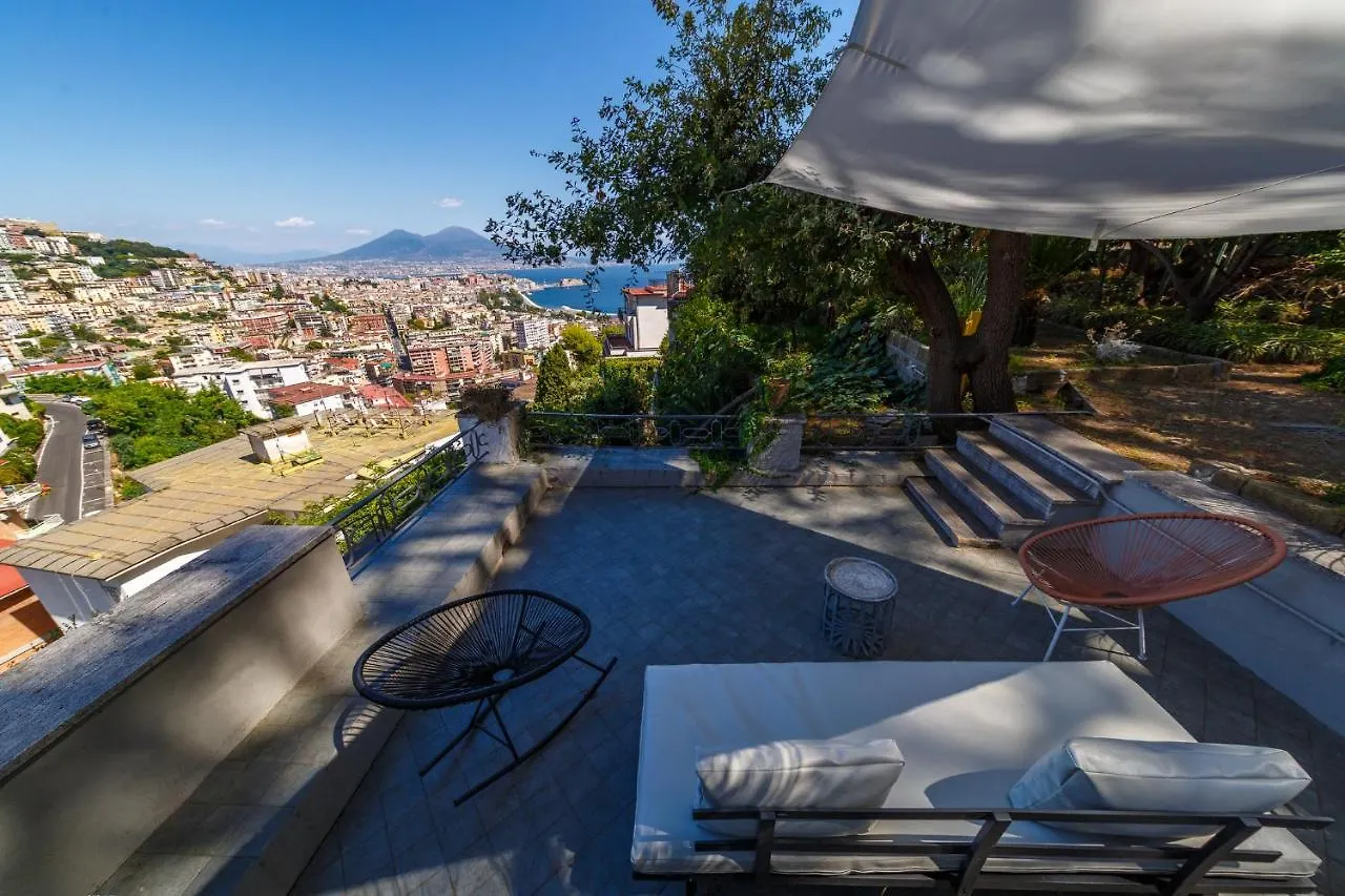 Romantic Place With Pines, Cats, Stunning View And Parking Neapol