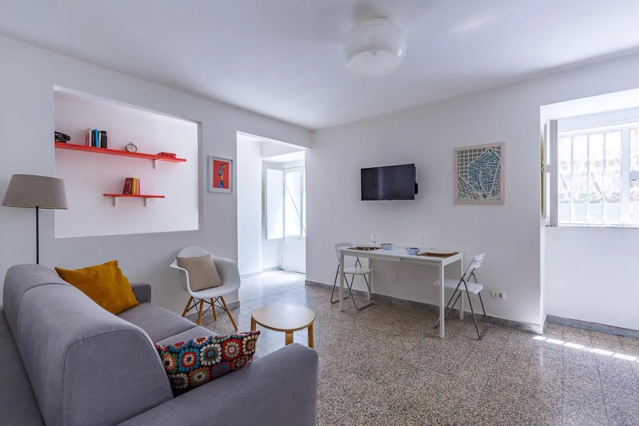 Romantic Place With Pines, Cats, Stunning View And Parking Neapol 0*,  Itálie